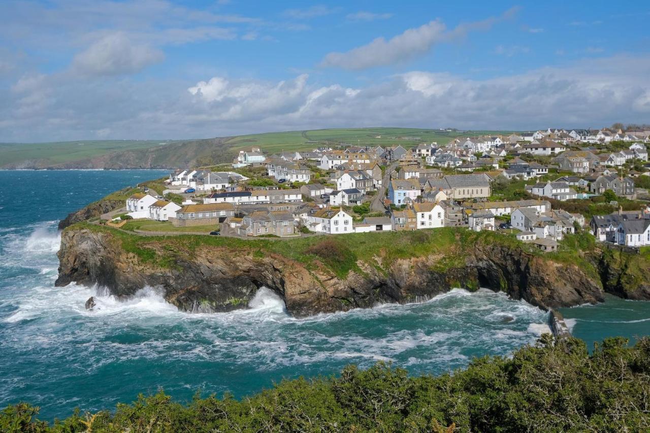 Polrunny Farm Seaberry Cottage With A Sea View And Log Burner Boscastle Exterior foto